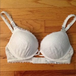 💋 Victoria's Secret Miraculous Plunge Bra 32B 💋